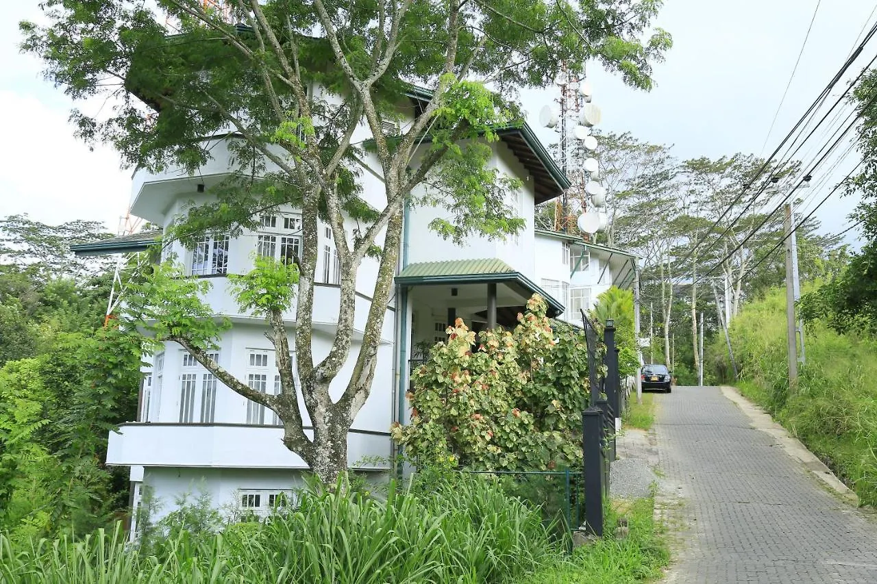 Vendégház Crown Hills Kandy Inn