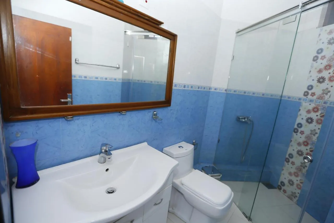Crown Hills Kandy Inn Guest house